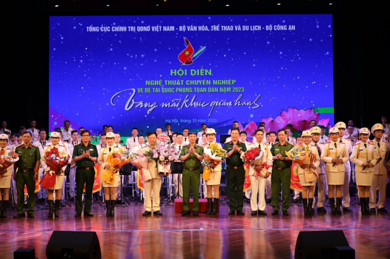 Những khoảnh khắc đẹp của  Đoàn Nghi lễ CAND tại Hội diễn nghệ thuật Quốc phong toàn dân -0