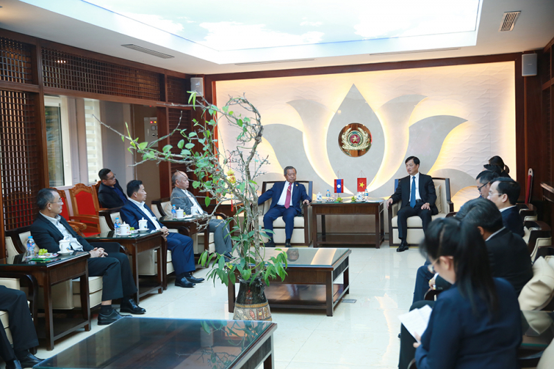 Tăng cường hợp tác trong lĩnh vực chuyển đổi số với Lào -0