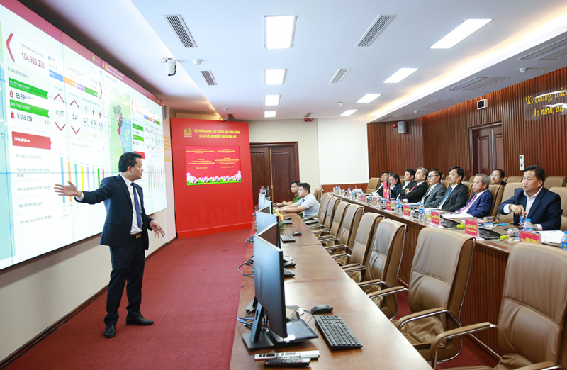 Tăng cường hợp tác trong lĩnh vực chuyển đổi số với Lào -0