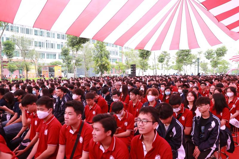 vnu - khai giang dhqghn (9).jpg -0