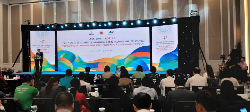 Sáng kiến tạo động lực cho khu vực kinh tế tư nhân Việt Nam phát triển bền vững -0
