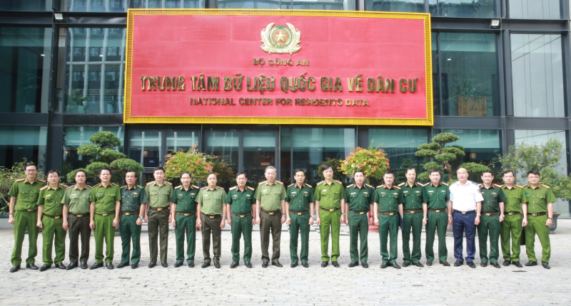 Bộ Công an và Bộ Quốc phòng ký kết Kế hoạch phối hợp triển khai Đề án 06 -0