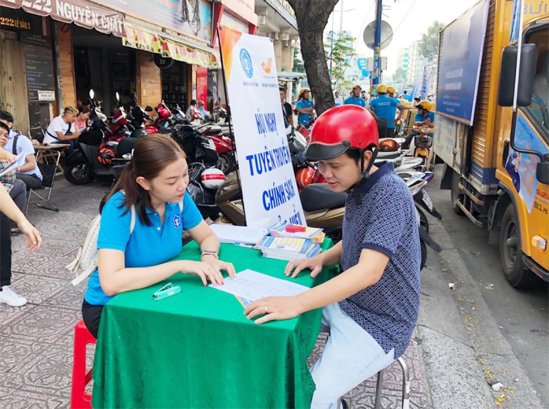 Phấn đấu mục tiêu 100% học sinh, sinh viên có thẻ BHYT -0