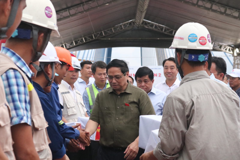 Thủ tướng Chính phủ dự Lễ hợp long cầu Mỹ Thuận 2 -0