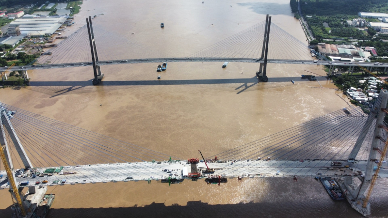 Thủ tướng Chính phủ dự Lễ hợp long cầu Mỹ Thuận 2 -0