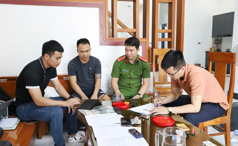 tin-dung-den-1 (1).jpg -0