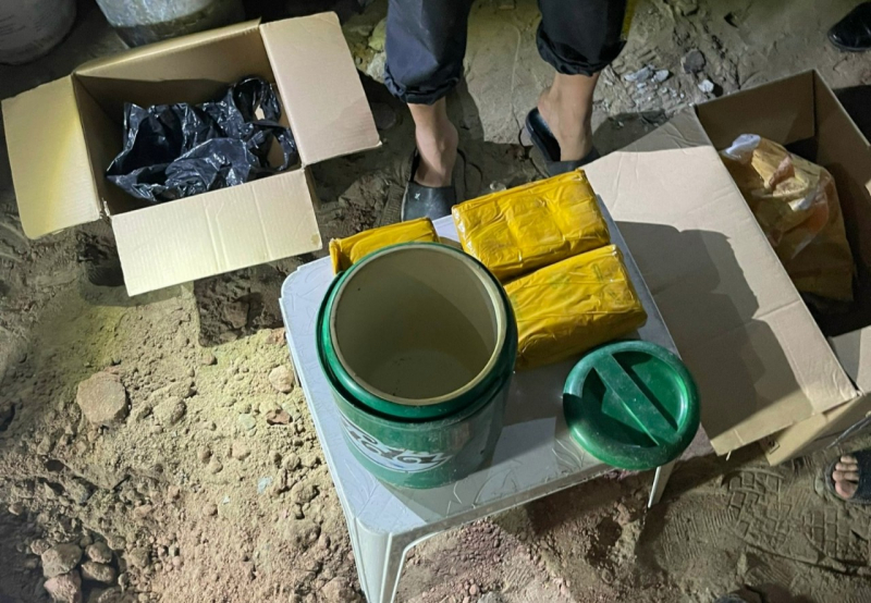 Đến công viên vận chuyển 22.000 viên ma túy đi tiêu thụ -1