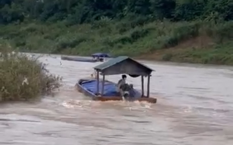 Buôn lậu lại “nóng” ở vùng biên Quảng Trị -0