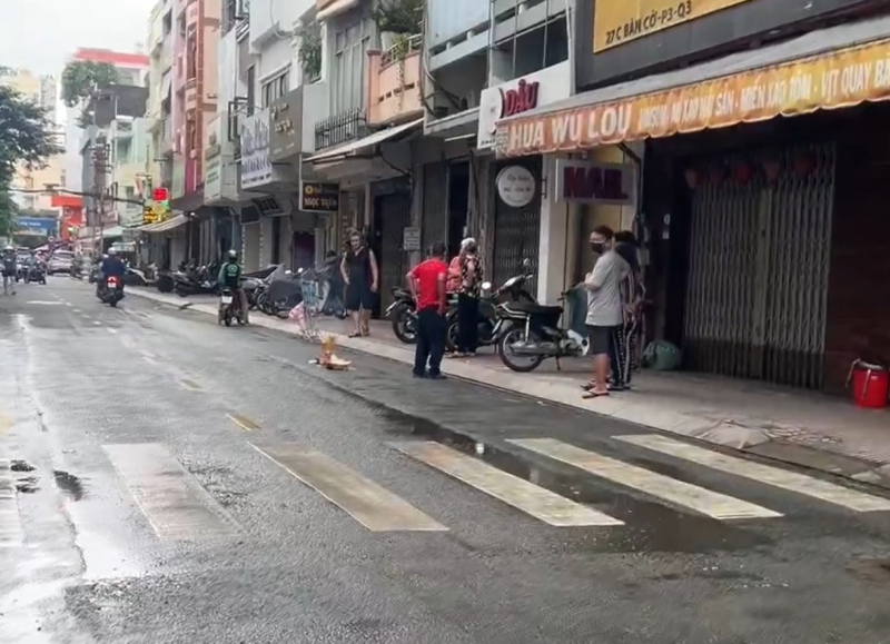 6 người bị thương trong vụ nghi “ngáo đá” sử dụng hung khí tấn công nhiều người trên đường -0