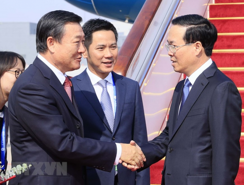 Lễ đón Chủ tịch nước Võ Văn Thưởng tại Sân bay Bắc Kinh -1