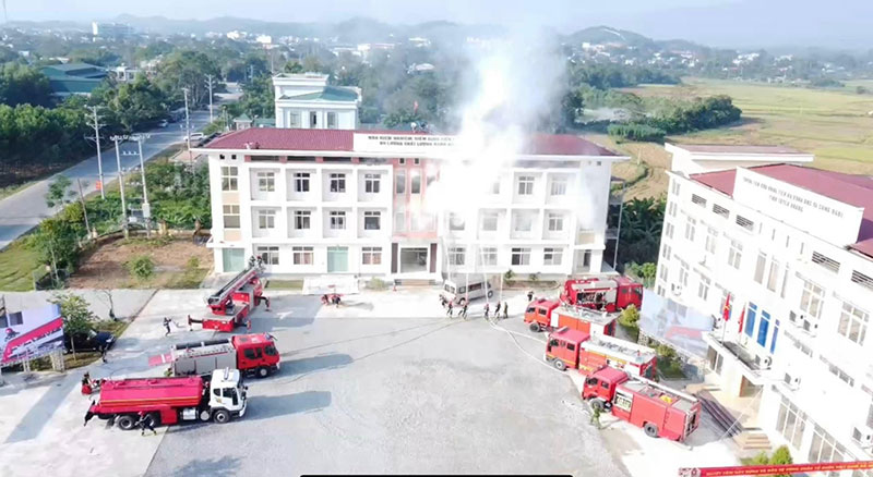 Công an tỉnh Tuyên Quang tổ chức diễn tập thực binh Phương án A2 -8