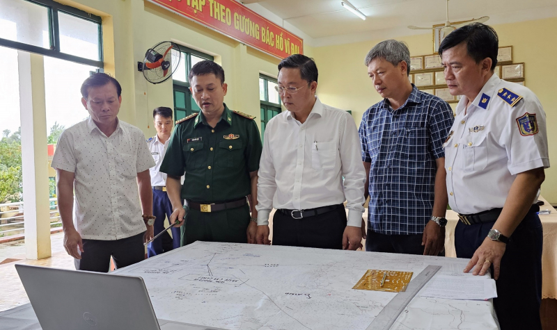 Thành lập Sở Chỉ huy tìm kiếm cứu nạn khẩn cấp tìm kiếm 15 ngư dân mất tích -0