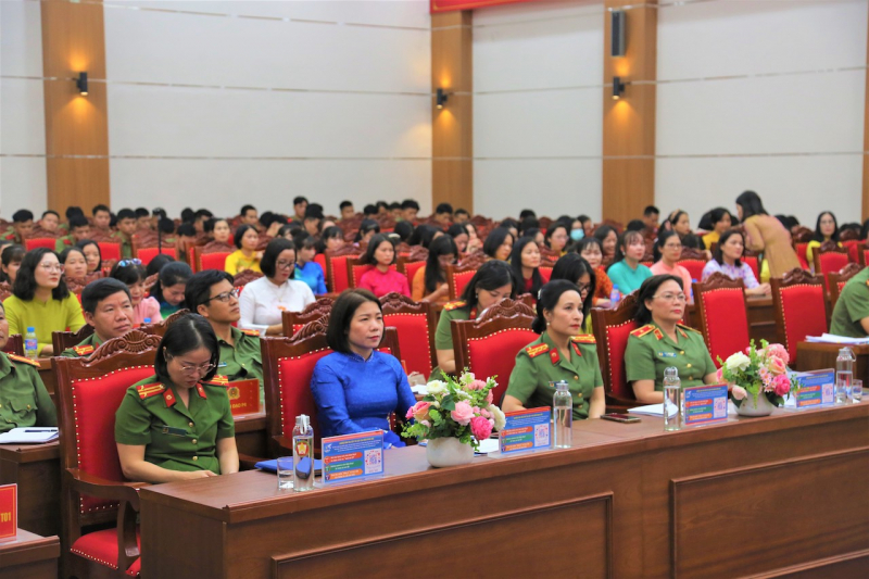 Đổi mới, nâng cao chất lượng, hiệu quả công tác Hội Phụ nữ tại Trường Cao đẳng ANND I -0