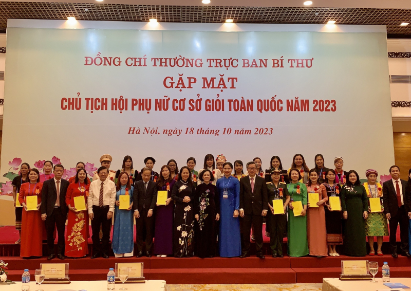 Biểu dương những đóng góp của phụ nữ cơ sở trong phát triển kinh tế - xã hội của đất nước -0