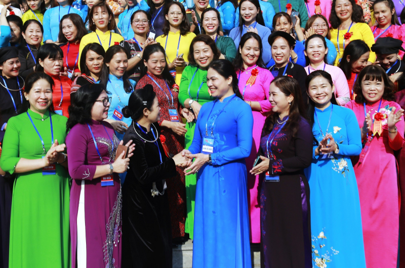 Biểu dương những đóng góp của phụ nữ cơ sở trong phát triển kinh tế - xã hội của đất nước -0