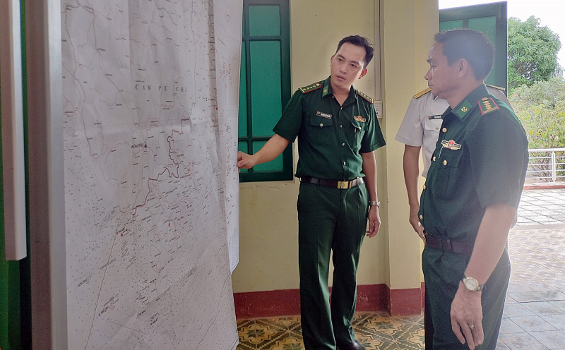 Mở rộng phạm vi tìm kiếm 13 ngư dân Quảng Nam mất tích -0