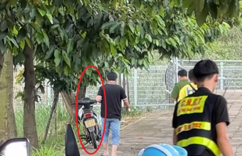 Người đàn ông tử vong cạnh chiếc võng mắc trong đầm lầy -0