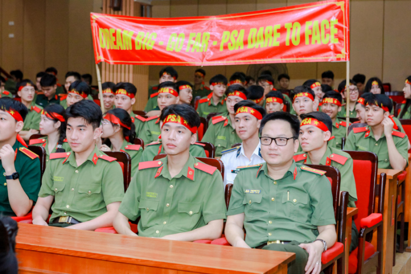 Lần đầu tiên tổ chức cuộc thi tranh biện quốc tế bằng Tiếng Anh cho học viên trong CAND -0