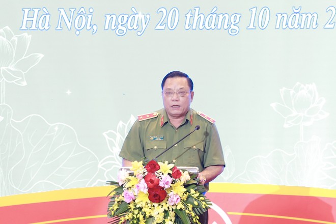 Xứng danh “Nữ hiệu Cảnh sát khu vực Công an Thủ đô” -0