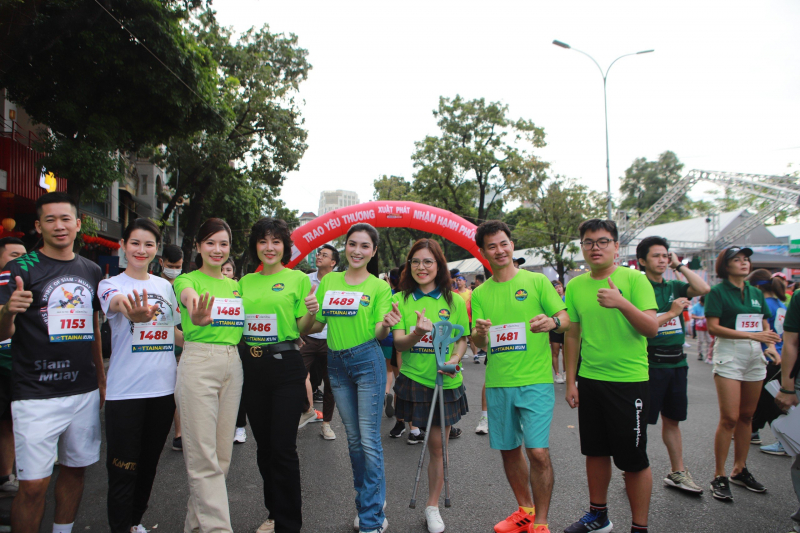 NSƯT Xuân Bắc, Hoa khôi Bế Thị Băng thi chạy với 1.000 người để hỗ trợ trẻ em -1