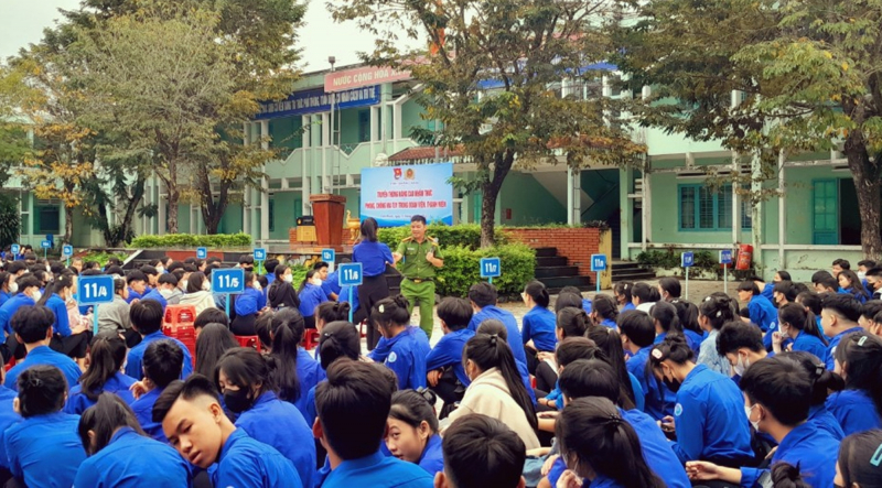 Đẩy mạnh nâng cao nhận thức phòng, chống ma túy trong trường học -0