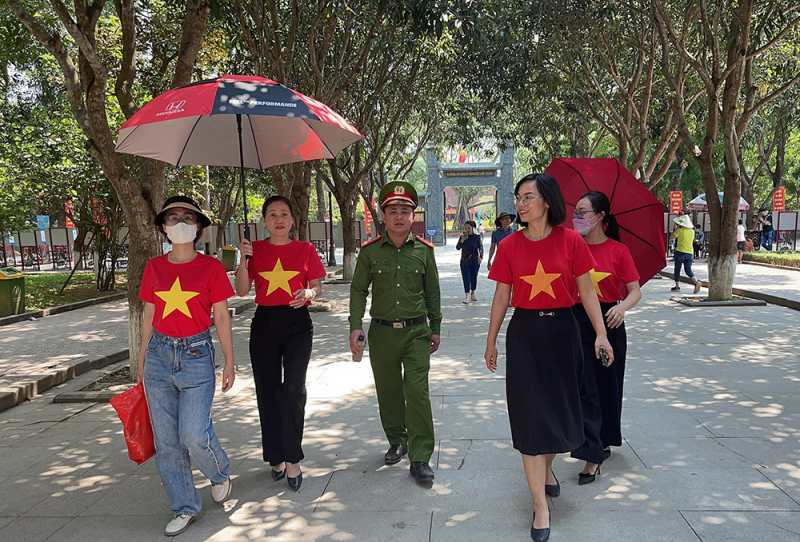 beauty-1684466181396.jpg -0