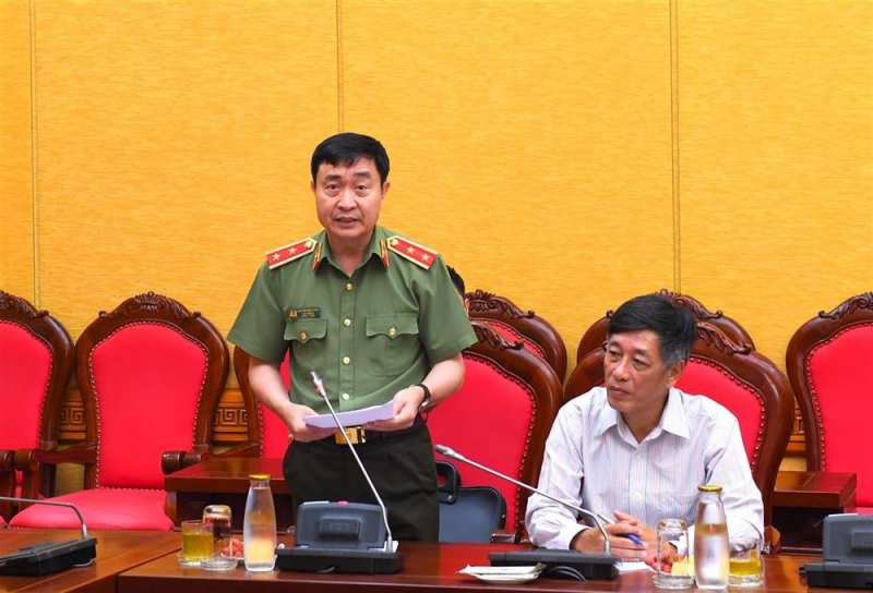 z4820145745146_020dc492b0b135a383bd2ab1595ece1c.jpg -0