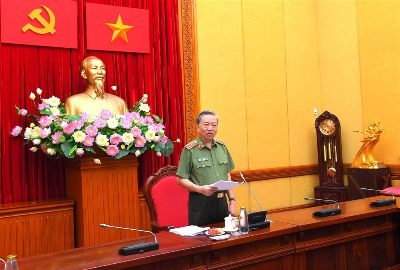 z4820145842412_12bc22317794adb01effa45070bdee06.jpg -0