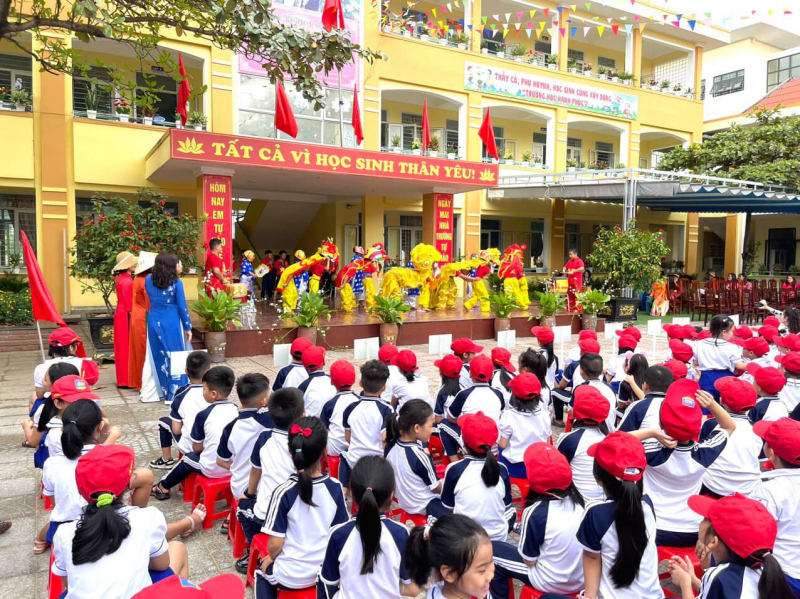 Hỗ trợ gần 4 tỷ đồng tiền ăn cho học sinh người dân tộc thiểu số -0