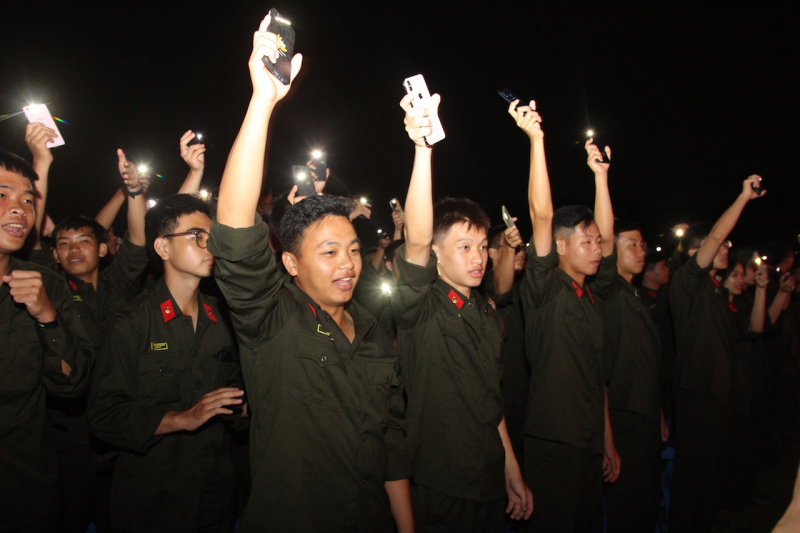 Phát động tân sinh viên 