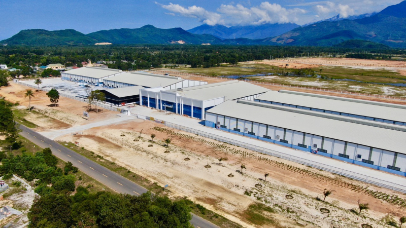 Vì sao một doanh nghiệp bất ngờ xin hủy kết quả trúng đấu giá mỏ đất ở núi Cảnh Dương -0