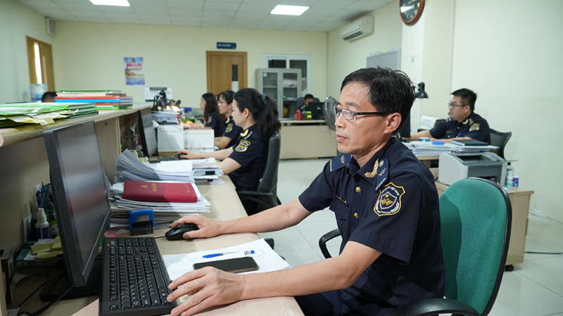 Ngành Hải quan vượt qua thách thức bằng chuyển đổi số -0