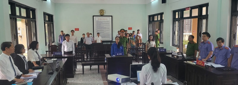 Cựu giáo viên lĩnh án 12 năm tù vì lừa đảo -0