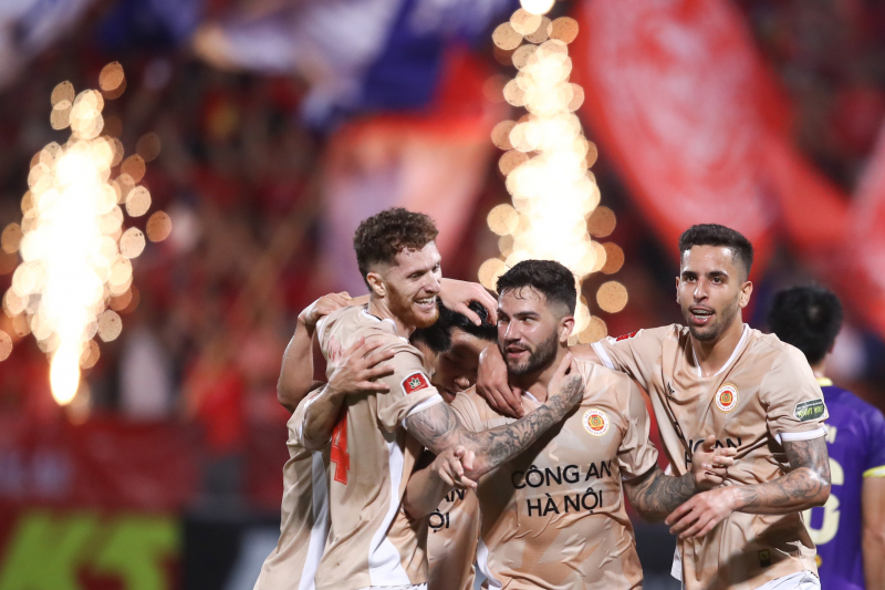 d6fe11f9-025a-46ce-9256-52600ad3d2e4.jpg -0