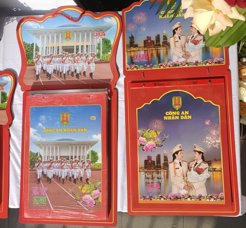 Nhộn nhịp khai trương mùa lịch CAND -0
