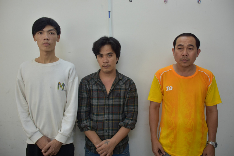 Mâu thuẫn khi ăn nhậu, chủ tiệm internet dùng súng hơi bắn bị thương người khác -0