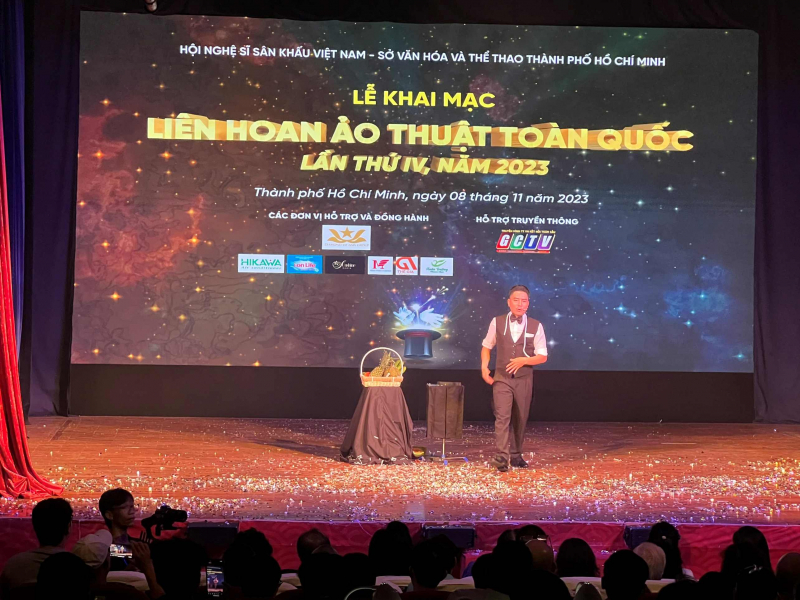 Khai mạc Liên hoan Ảo thuật toàn quốc lần IV -1