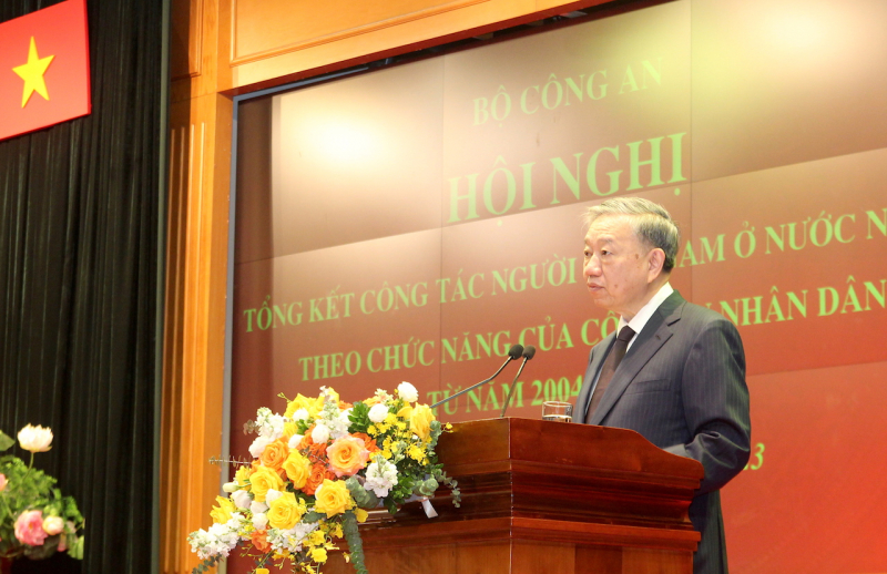 Giúp người Việt Nam ở nước ngoài có địa vị pháp lý vững chắc, ngày càng hội nhập sâu rộng -0