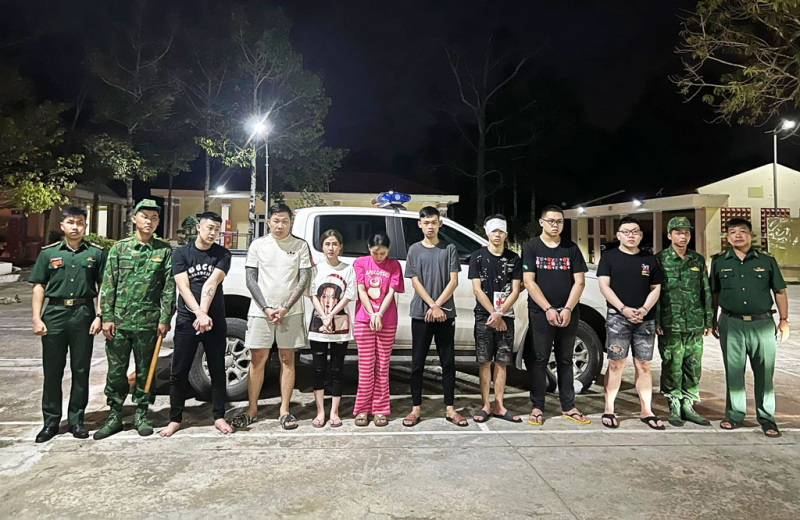 Nổ súng thị uy để giải quyết mâu thuẫn rồi tìm đường trốn sang Campuchia -0