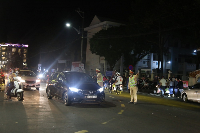 Công an tỉnh Gia Lai đảm bảo an ninh trong đêm khai mạc Tuần Văn hóa - du lịch Gia Lai 2023 -0