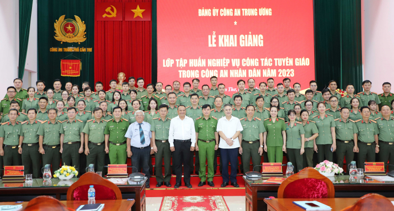 Tập huấn nghiệp vụ công tác Tuyên giáo trong CAND năm 2023 -0