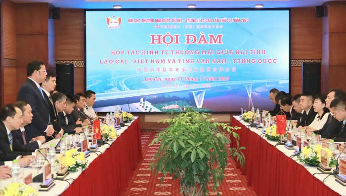 Tổ chức thành công Hội đàm hợp tác kinh tế thương mại giữa tỉnh Lào Cai và tỉnh Vân Nam (Trung Quốc) -0