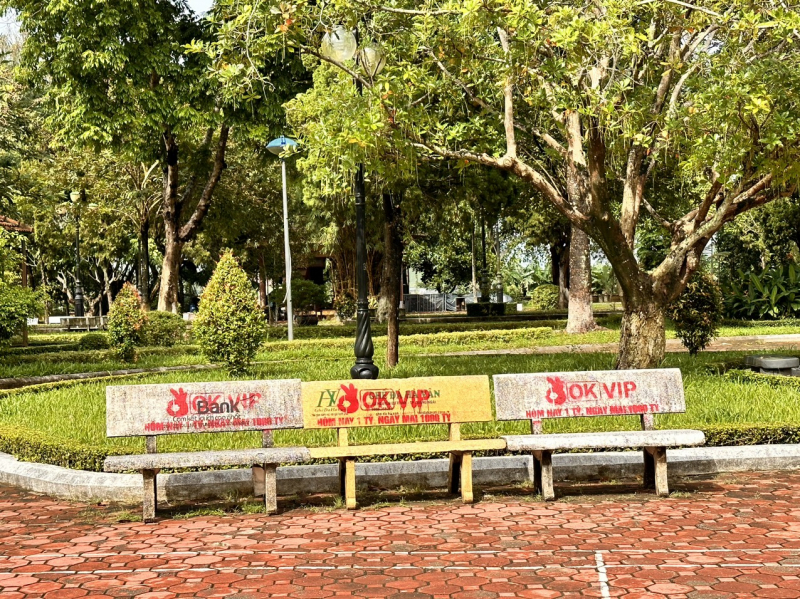 Quảng Ngãi: Truy xét đường dây sơn trang web đánh bạc lên ghế từ Campuchia -0