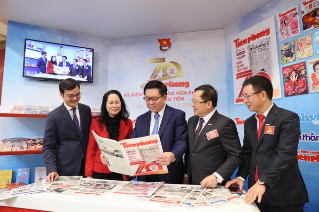 Báo Tiền phong kỷ niệm 70 năm phát hành số báo đầu tiên -0