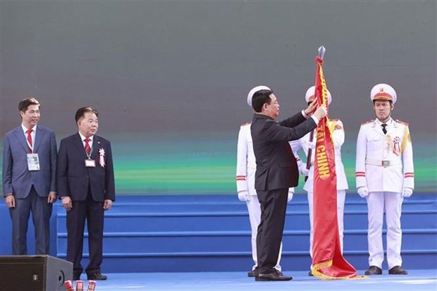 NA Chairman attends Vietnam Academy of Finance's anniversary -0