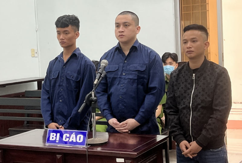 Vác súng tự chế đi trả thù giúp bạn, lãnh án giết người -0