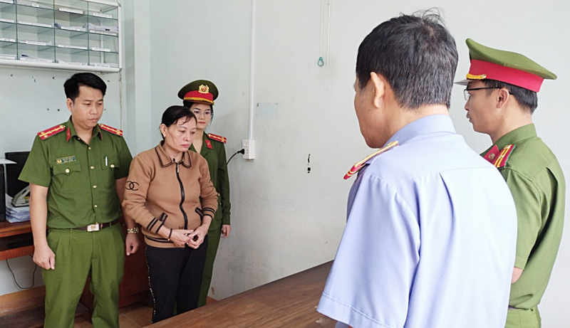 Lừa đảo chơi biêu hụi, chiếm đoạt gần 1,2 tỷ đồng của 28 người -0