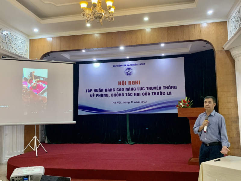 Cần sớm cấm thuốc lá điện tử  -0