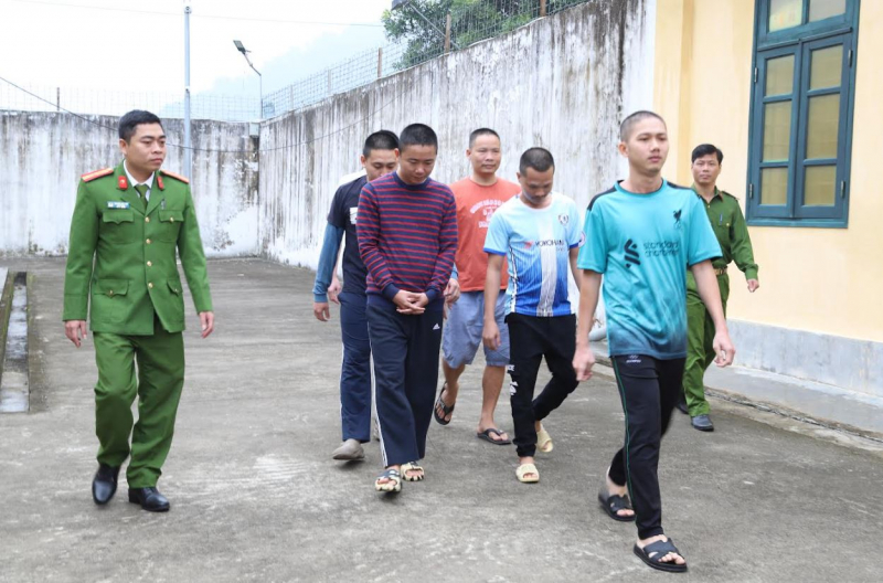 Triệt xóa đường dây buôn bán pháo lậu, thu giữ trên 3,5 tấn pháo -0