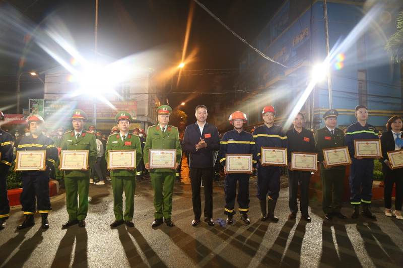 UBND tỉnh Sơn La diễn tập phương án ứng phó cháy lớn khu dân cư năm 2023 -0